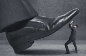 umiliazione-valditara-psicologa-gioia-iannitti