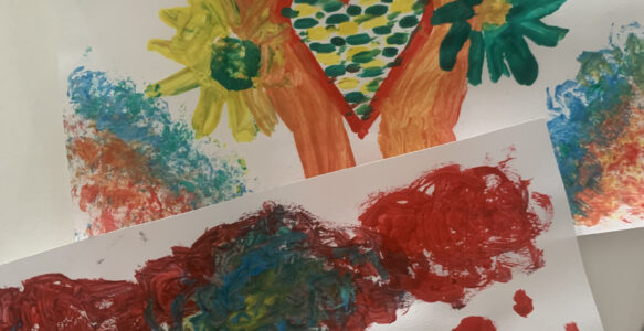 “Dipingiamo emozioni” tra i banchi di scuola: il ritorno del laboratorio artistico di Univox