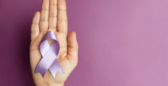 DCA e prevenzione: “Purple is a strong colour”, per il 2023 Univox sceglie Pisa per celebrare il fiocchetto lilla